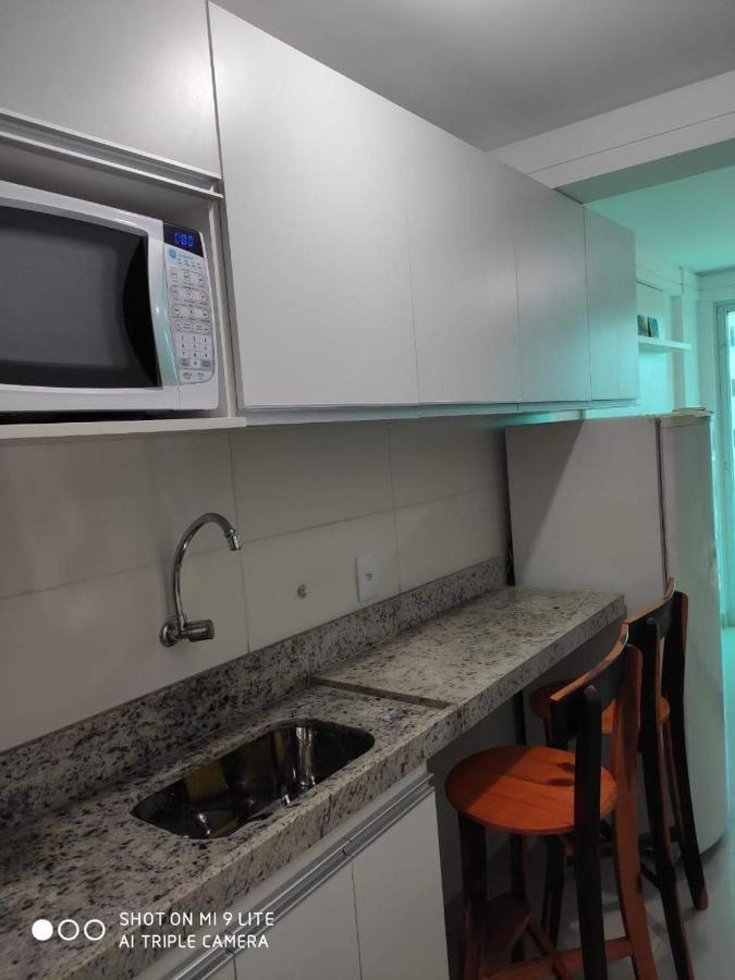 Confortavel Flat Com Piscina De Borda Infinita Na Cobertura Cabedelo Luaran gambar