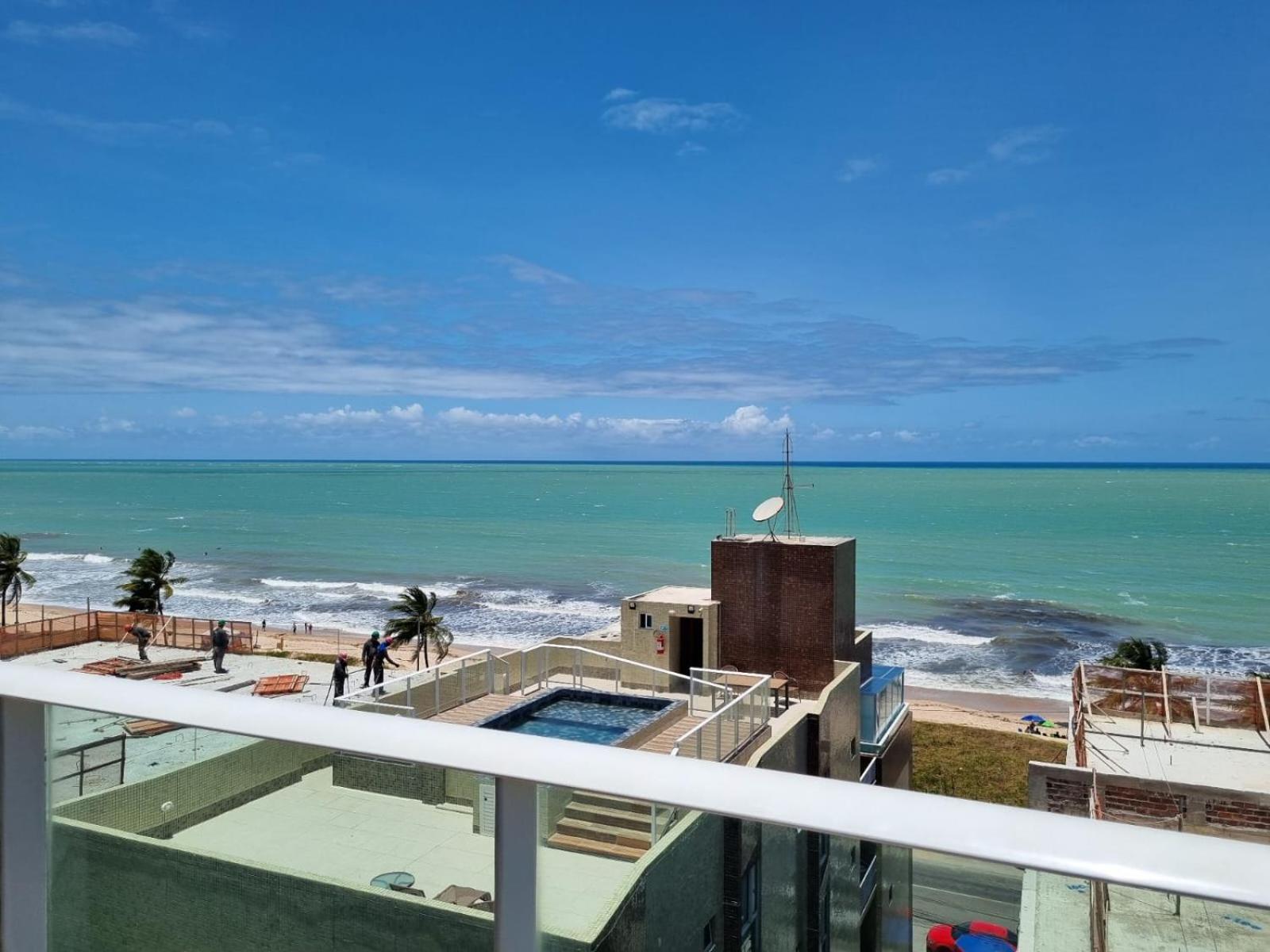 Confortavel Flat Com Piscina De Borda Infinita Na Cobertura Cabedelo Luaran gambar