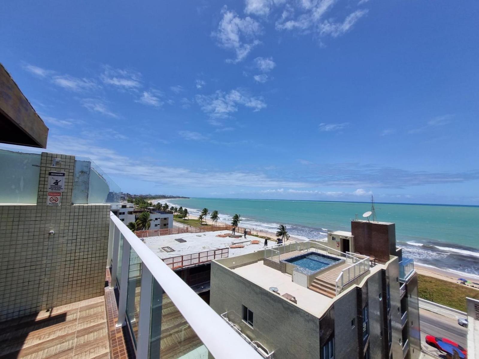 Confortavel Flat Com Piscina De Borda Infinita Na Cobertura Cabedelo Luaran gambar